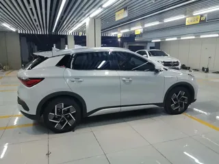 BYD Yuan 2023 купить из Китая, цена 3 547 000 ₽ — Suifenhe Auto