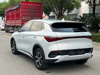 BYD Yuan 2023 купить из Китая, цена 3 410 000 ₽ — Suifenhe Auto