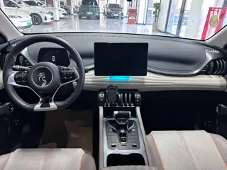 BYD Yuan 2024 купить из Китая, цена 2 759 000 ₽ — Suifenhe Auto