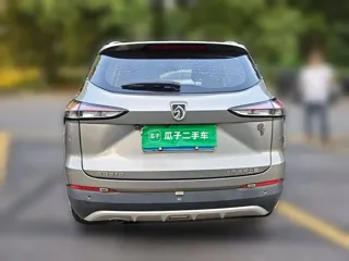 Baojun 510 2019 купить из Китая, цена 1 056 000 ₽ — Suifenhe Auto