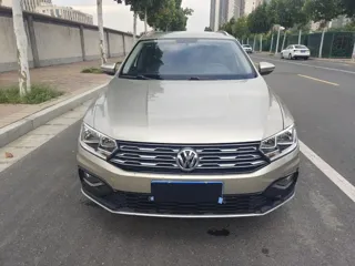 Volkswagen C-TREK 2018 купить из Китая, цена 1 201 000 ₽ — Suifenhe Auto