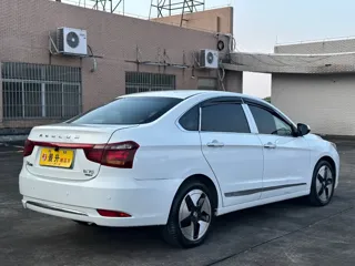 Dongfeng Aeolus E70 2021 купить из Китая, цена 894 000 ₽ — Suifenhe Auto