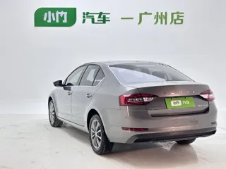 Skoda Octavia 2022 купить из Китая, цена 1 475 000 ₽ — Suifenhe Auto