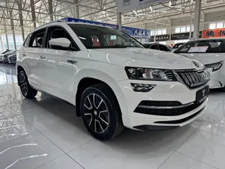 Skoda Karoq 2023 купить из Китая, цена 2 105 000 ₽ — Suifenhe Auto