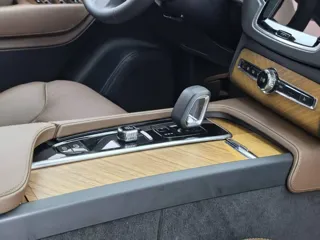 Volvo XC90 2024 купить из Китая, цена 6 486 000 ₽ — Suifenhe Auto