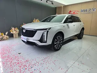 Cadillac XT5 2024 купить из Китая, цена 5 512 000 ₽ — Suifenhe Auto