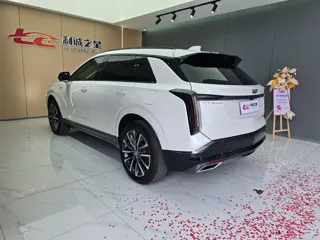 Cadillac XT5 2024 купить из Китая, цена 5 512 000 ₽ — Suifenhe Auto