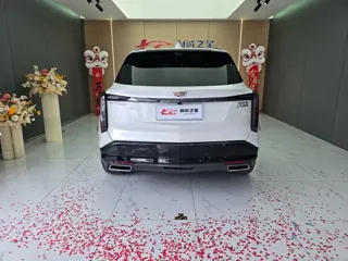 Cadillac XT5 2024 купить из Китая, цена 5 512 000 ₽ — Suifenhe Auto