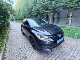 Honda Vezel 2022 купить из Китая, цена 1 744 000 ₽ — Suifenhe Auto