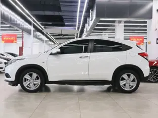 Honda Vezel 2020 купить из Китая, цена 1 591 000 ₽ — Suifenhe Auto