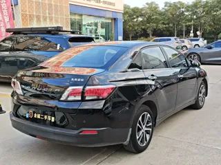 Venucia D60 2019 купить из Китая, цена 1 190 000 ₽ — Suifenhe Auto