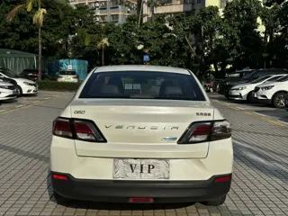 Venucia D60 2019 купить из Китая, цена 1 149 000 ₽ — Suifenhe Auto