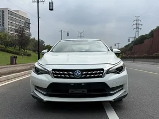 Venucia D60 2018 купить из Китая, цена 1 081 000 ₽ — Suifenhe Auto