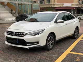 Venucia D60 2020 купить из Китая, цена 1 305 000 ₽ — Suifenhe Auto