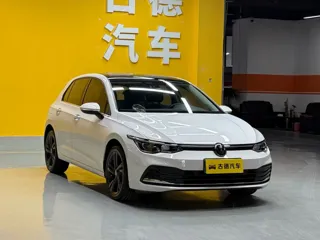 Volkswagen Golf 2024 купить из Китая, цена 2 149 000 ₽ — Suifenhe Auto