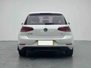 Volkswagen Golf 2018 купить из Китая, цена 1 410 000 ₽ — Suifenhe Auto