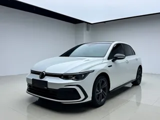 Volkswagen Golf 2023 купить из Китая, цена 2 118 000 ₽ — Suifenhe Auto