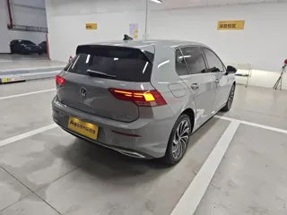 Volkswagen Golf 2022 купить из Китая, цена 1 460 000 ₽ — Suifenhe Auto
