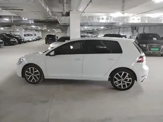 Volkswagen Golf 2020 купить из Китая, цена 1 502 000 ₽ — Suifenhe Auto