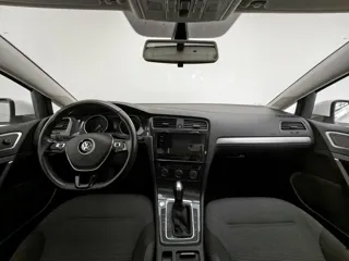 Volkswagen Golf 2020 купить из Китая, цена 1 559 000 ₽ — Suifenhe Auto