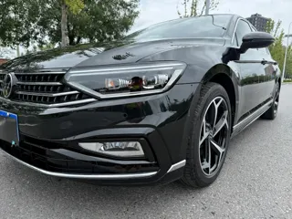 Volkswagen Magotan 2025 купить из Китая, цена 4 096 000 ₽ — Suifenhe Auto