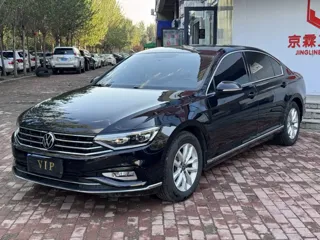 Volkswagen Magotan 2023 купить из Китая, цена 1 640 000 ₽ — Suifenhe Auto