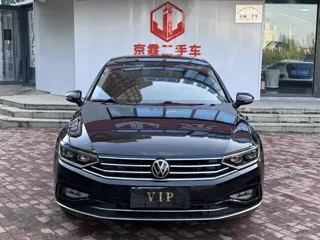 Volkswagen Magotan 2023 купить из Китая, цена 1 640 000 ₽ — Suifenhe Auto