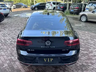 Volkswagen Magotan 2023 купить из Китая, цена 1 640 000 ₽ — Suifenhe Auto