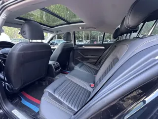 Volkswagen Magotan 2023 купить из Китая, цена 1 640 000 ₽ — Suifenhe Auto