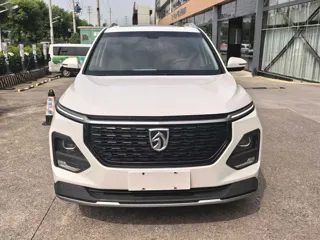 Baojun 530 2019 купить из Китая, цена 1 186 000 ₽ — Suifenhe Auto