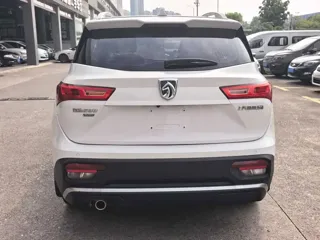 Baojun 530 2019 купить из Китая, цена 1 186 000 ₽ — Suifenhe Auto