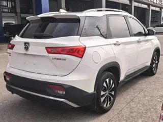 Baojun 530 2019 купить из Китая, цена 1 186 000 ₽ — Suifenhe Auto