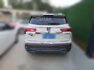 Baojun 530 2018 купить из Китая, цена 1 019 000 ₽ — Suifenhe Auto