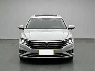 Volkswagen Sagitar 2021 купить из Китая, цена 1 625 000 ₽ — Suifenhe Auto