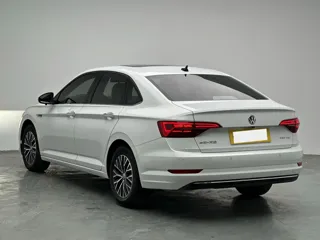 Volkswagen Sagitar 2021 купить из Китая, цена 1 625 000 ₽ — Suifenhe Auto