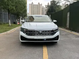 Volkswagen Sagitar 2024 купить из Китая, цена 2 634 000 ₽ — Suifenhe Auto