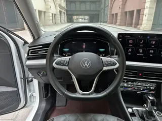 Volkswagen Sagitar 2022 купить из Китая, цена 1 576 000 ₽ — Suifenhe Auto