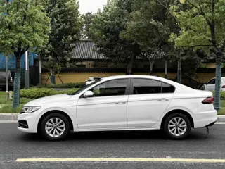Volkswagen Bora 2021 купить из Китая, цена 1 353 000 ₽ — Suifenhe Auto