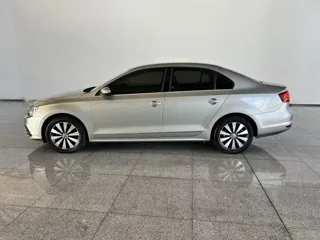 Volkswagen Sagitar 2018 купить из Китая, цена 1 211 000 ₽ — Suifenhe Auto