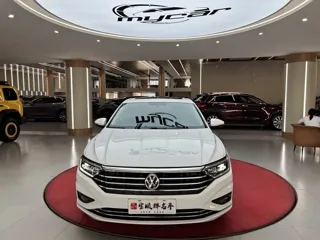 Volkswagen Sagitar 2021 купить из Китая, цена 1 434 000 ₽ — Suifenhe Auto