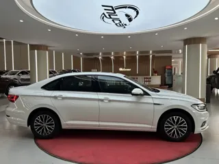 Volkswagen Sagitar 2021 купить из Китая, цена 1 434 000 ₽ — Suifenhe Auto