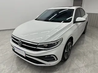 Volkswagen Bora 2023 купить из Китая, цена 1 530 000 ₽ — Suifenhe Auto