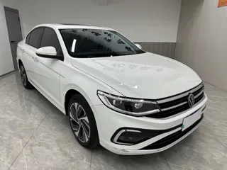 Volkswagen Bora 2023 купить из Китая, цена 1 530 000 ₽ — Suifenhe Auto
