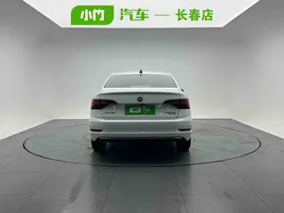 Volkswagen Sagitar 2022 купить из Китая, цена 1 549 000 ₽ — Suifenhe Auto