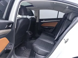 Volkswagen Bora 2024 купить из Китая, цена 1 403 000 ₽ — Suifenhe Auto
