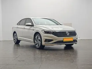 Volkswagen Sagitar 2022 купить из Китая, цена 1 395 000 ₽ — Suifenhe Auto