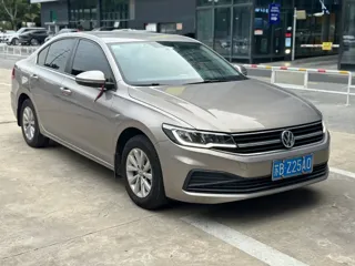 Volkswagen Bora 2019 купить из Китая, цена 1 305 000 ₽ — Suifenhe Auto