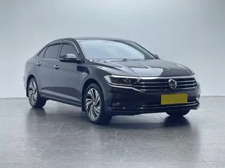 Volkswagen Sagitar 2022 купить из Китая, цена 1 445 000 ₽ — Suifenhe Auto