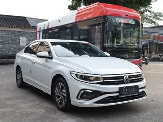 Volkswagen Bora 2023 купить из Китая, цена 1 282 000 ₽ — Suifenhe Auto