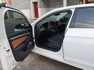 Volkswagen Bora 2023 купить из Китая, цена 1 282 000 ₽ — Suifenhe Auto
